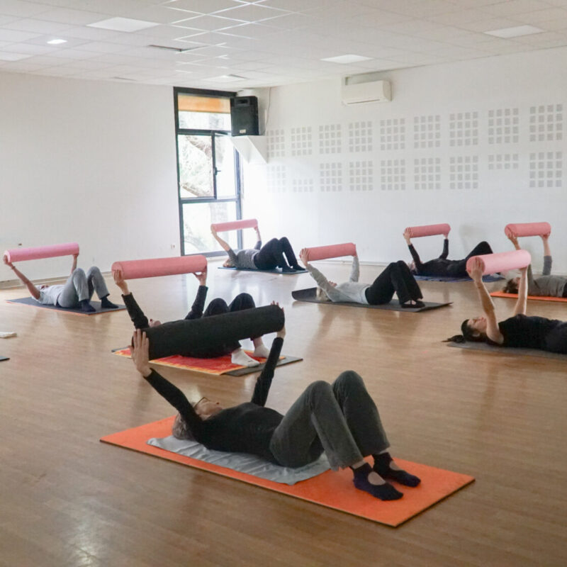 Pilates avec petit matériel