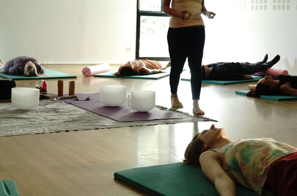 Méditation Sonore avec bols en cristal de roche