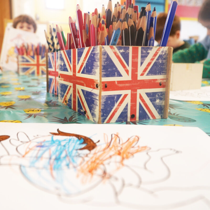 Busy Bees - English School